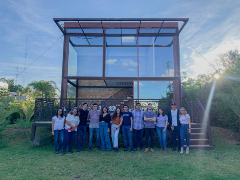 FUTUROS INGENIEROS DE LA IBERO VISITAN INSTALACIONES DE GPA 